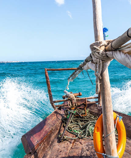 zanzibar-tanzania-boat-sea-sidebar