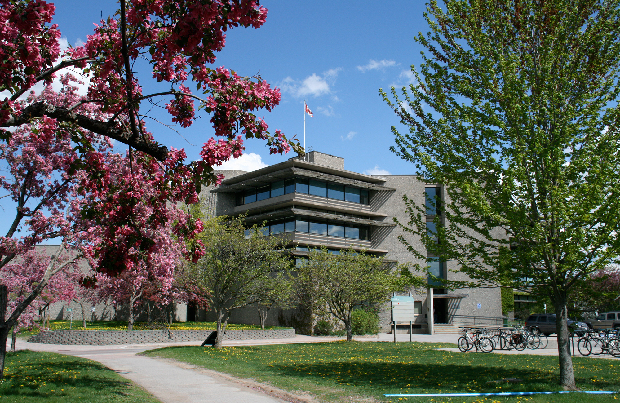 trent-university-building
