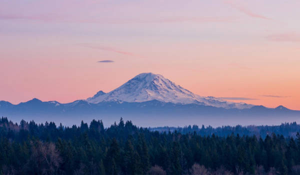 green-river-mount-rainier