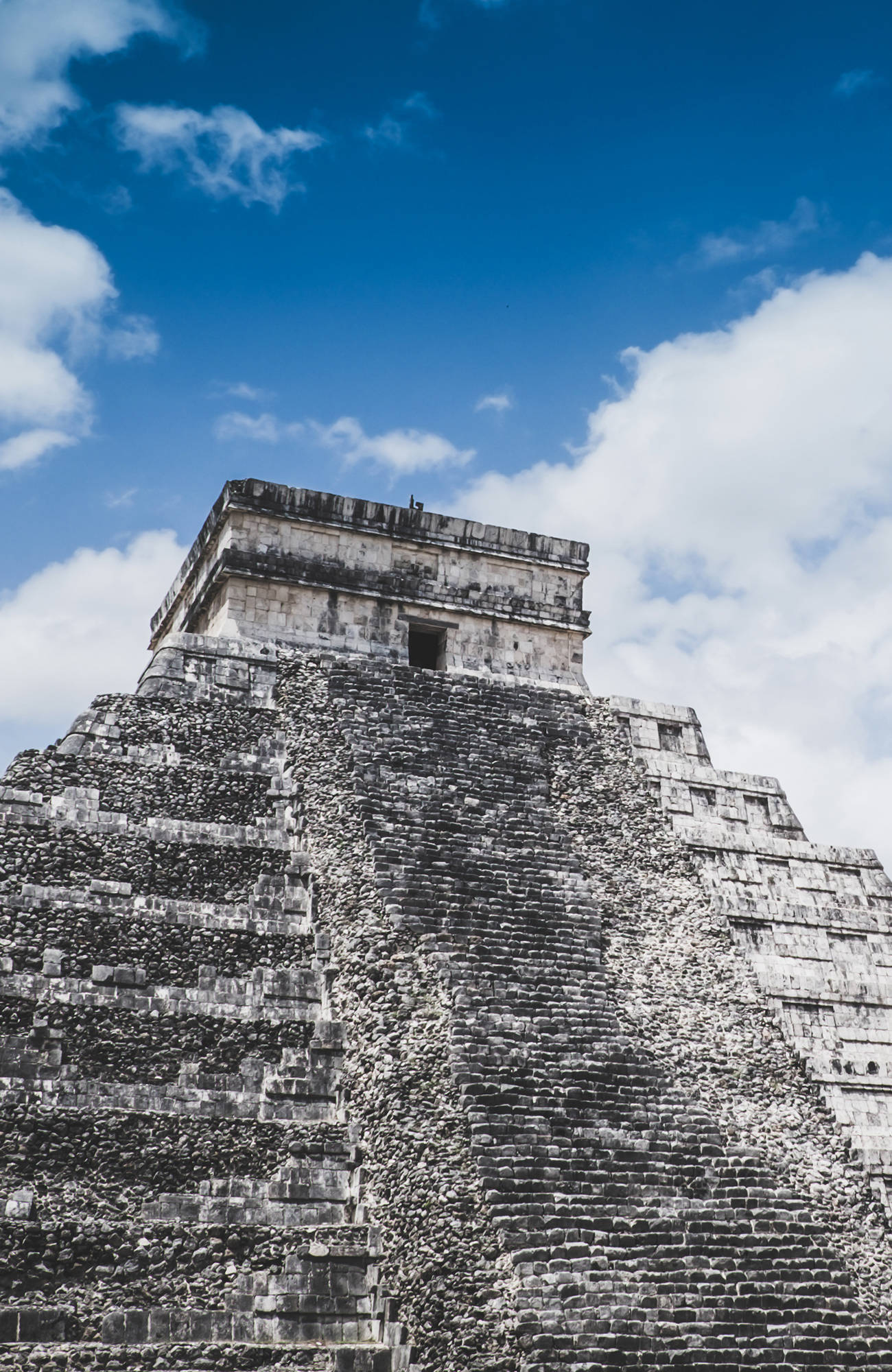 central-america-ruins-yukatan-mexico-sidebar