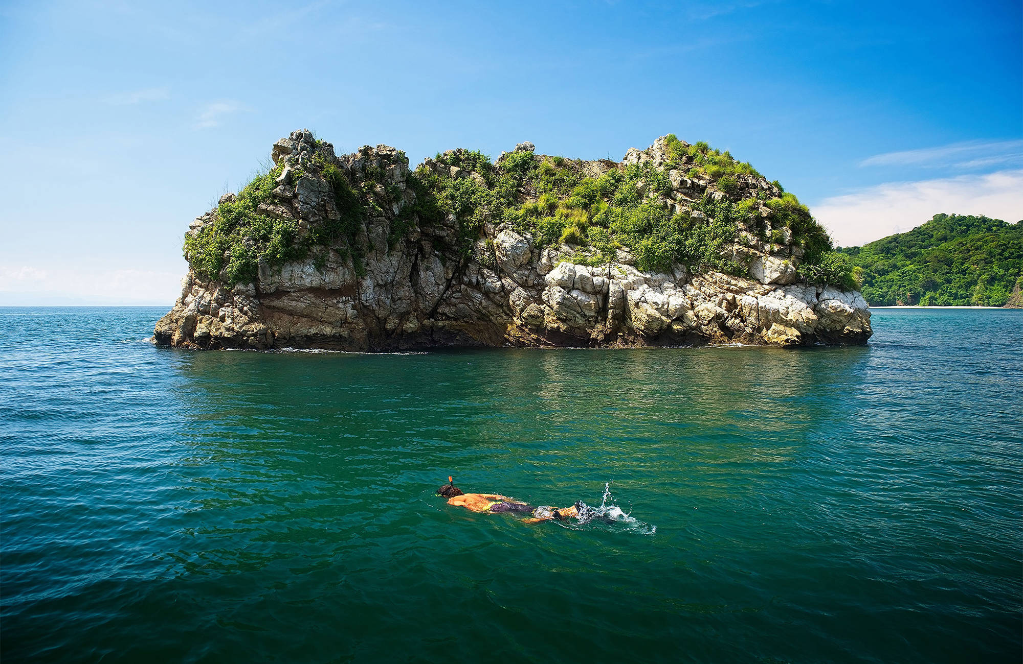 costa-rica-snorkeling-isla-tortuga-cover