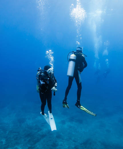 diving-couple-general-padi-sidebar