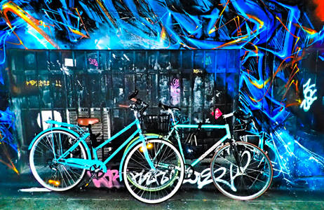 australia-melbourne-graffiti-and-bikes