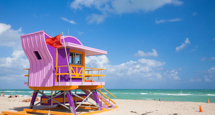 Ta en paus på stranden i Miami