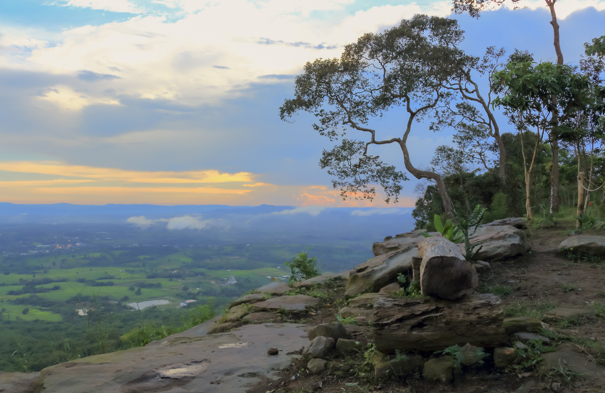 Voltonärarbete i Asien med KILROY