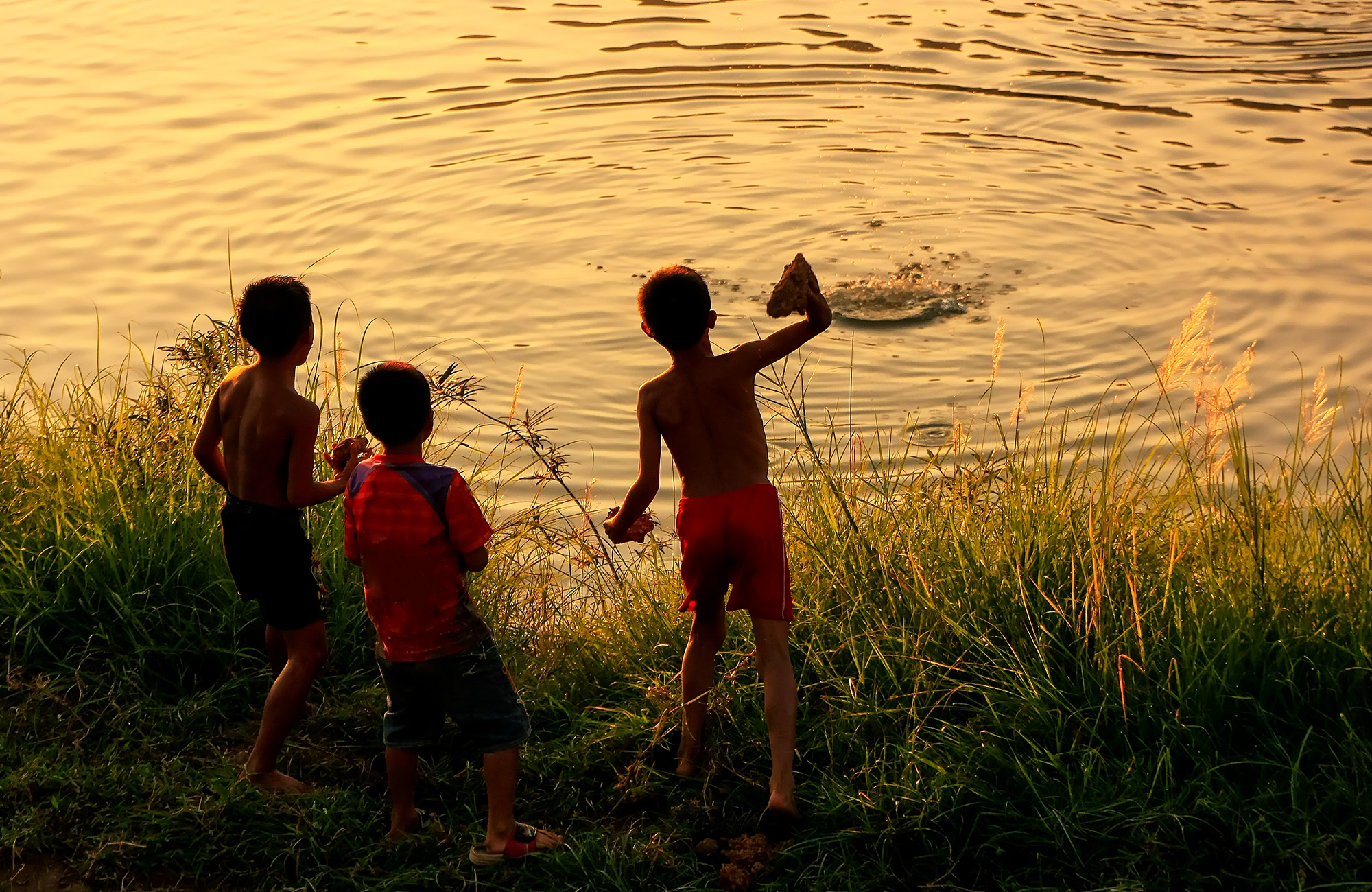 Solnedgången i Vang Vieng - Missa inte att resa till Laos - ever