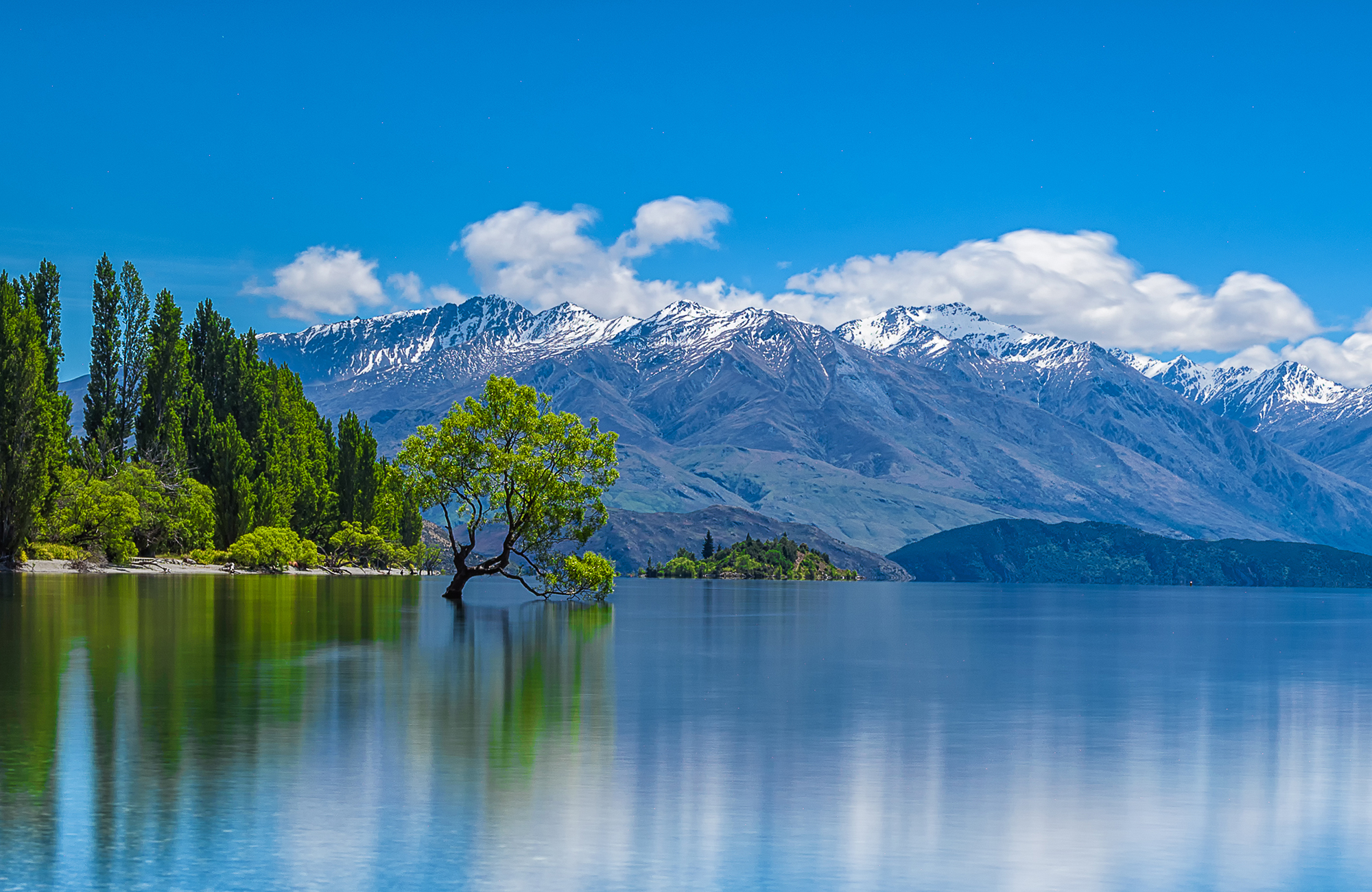 new-zealand-wanaka-view-cover