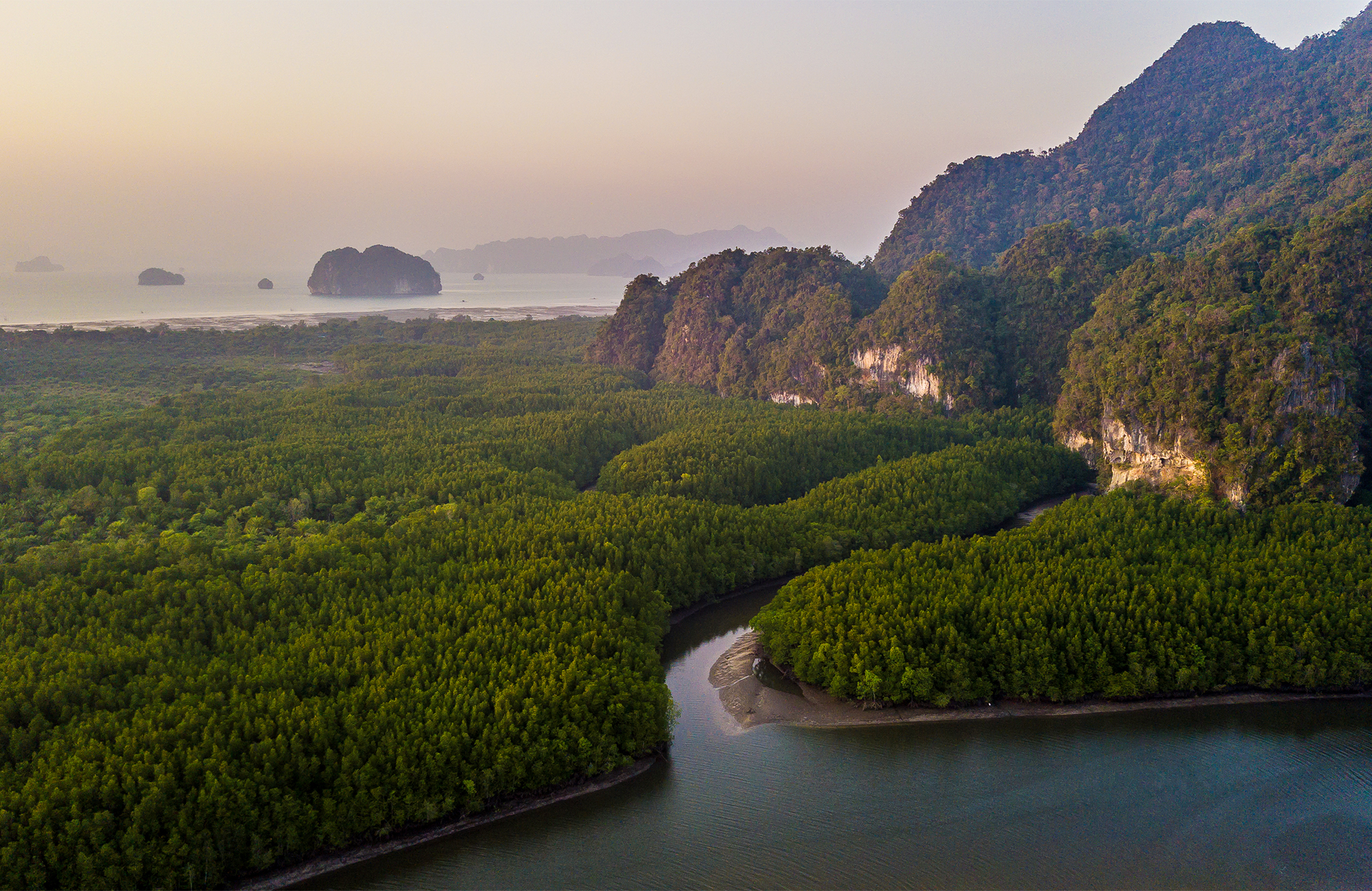 Flod i Krabi, Thailand