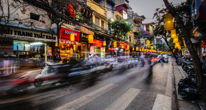 Livlig gata i Hanoi | Vietnam & Kambodja the KILROY Way 