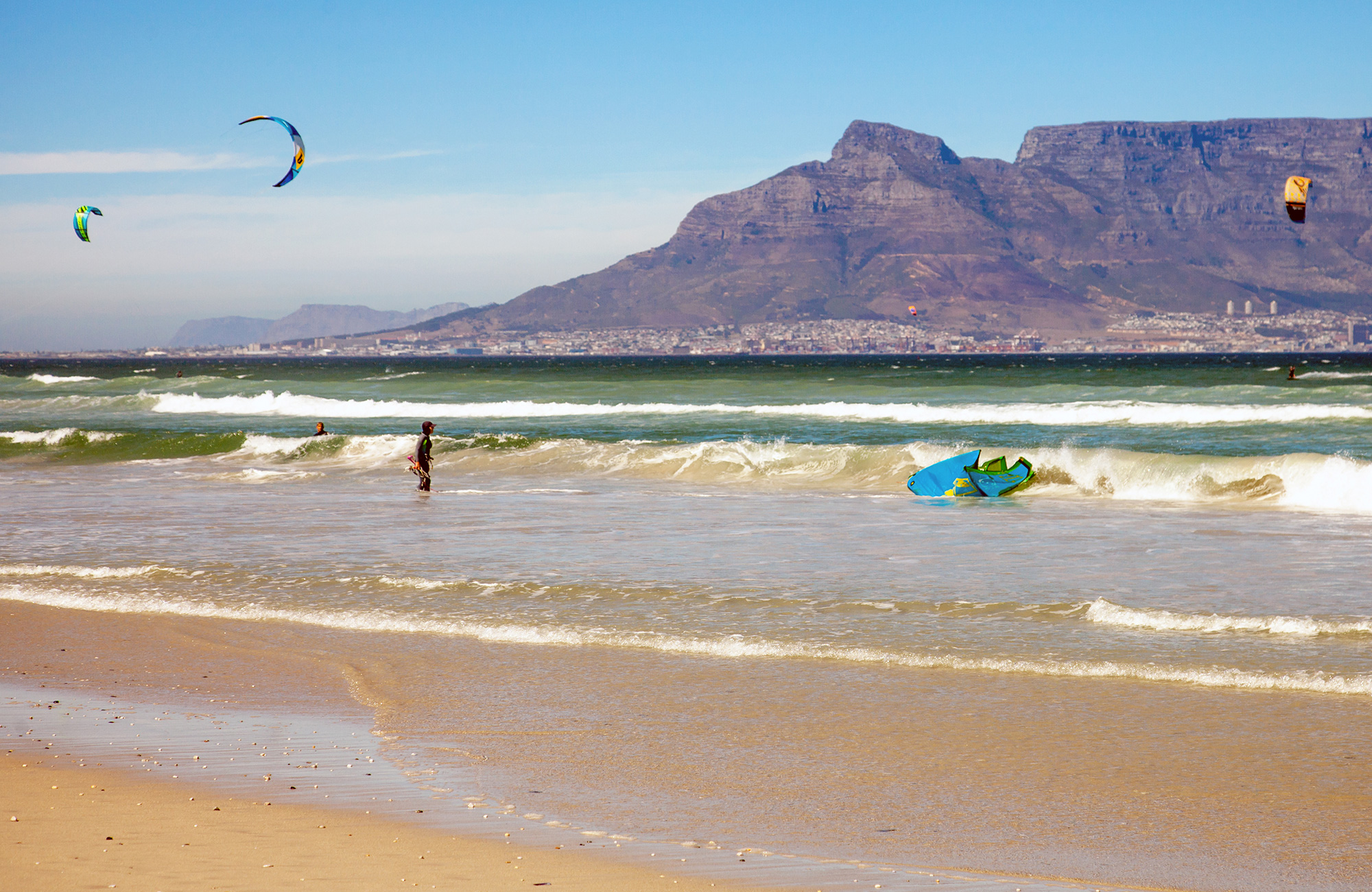 Kitesurf med utsikt över Table Mountain