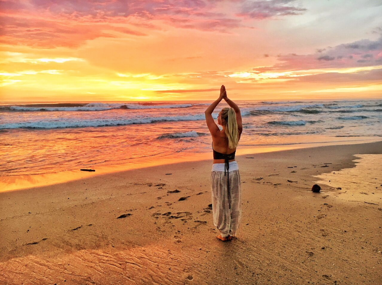 Yoga är en del av campet i Portugal