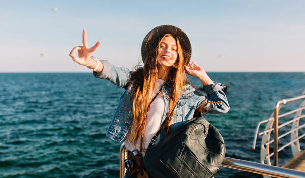 theme-inspirational-woman-peace