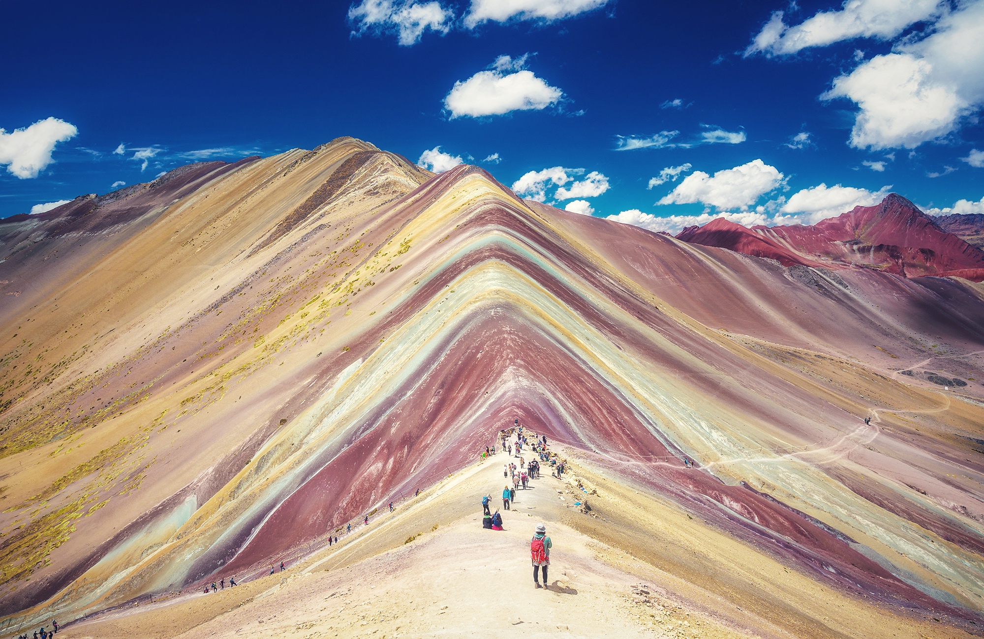 rainbow mountains i Sydamerika