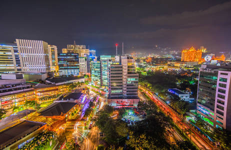 Skyline över en större stad på cebu island