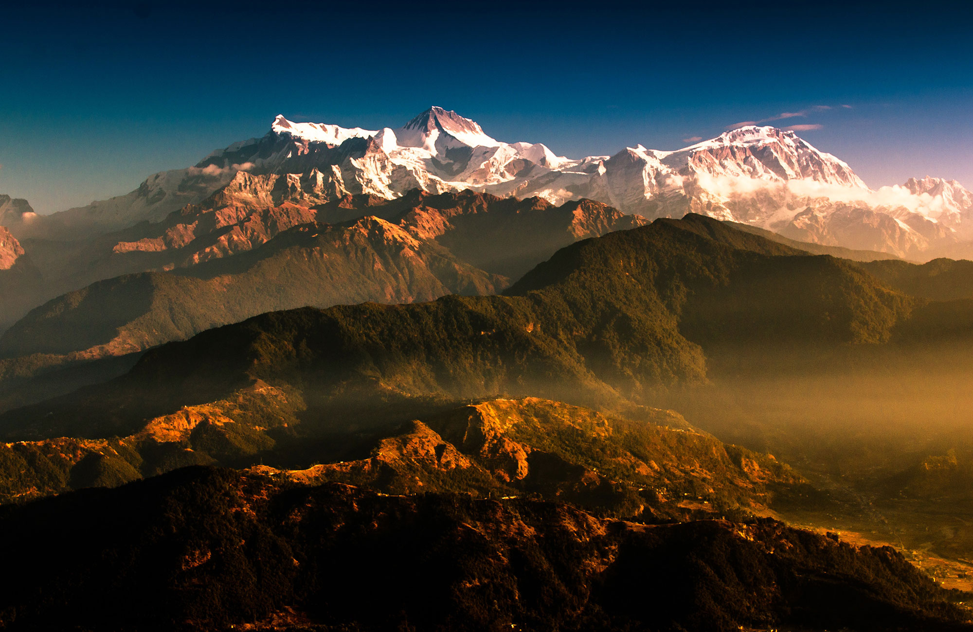 Vacker vy över Nepals berg.