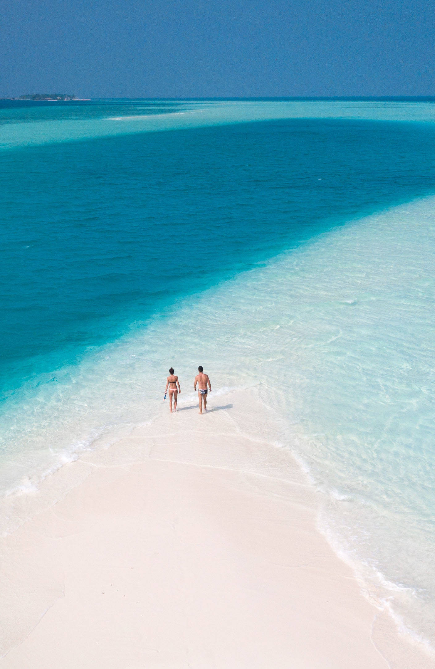 maldives-couple-ocean