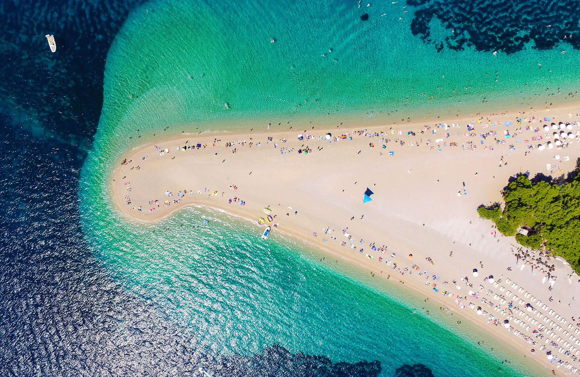 golden-horn-brac-croatia