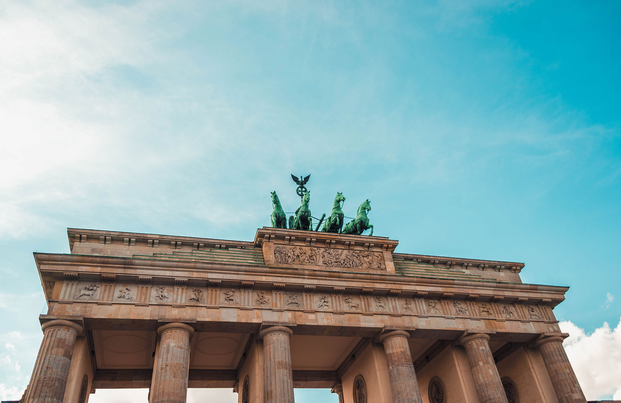 germany-berlin-brandenburg-gate-arch