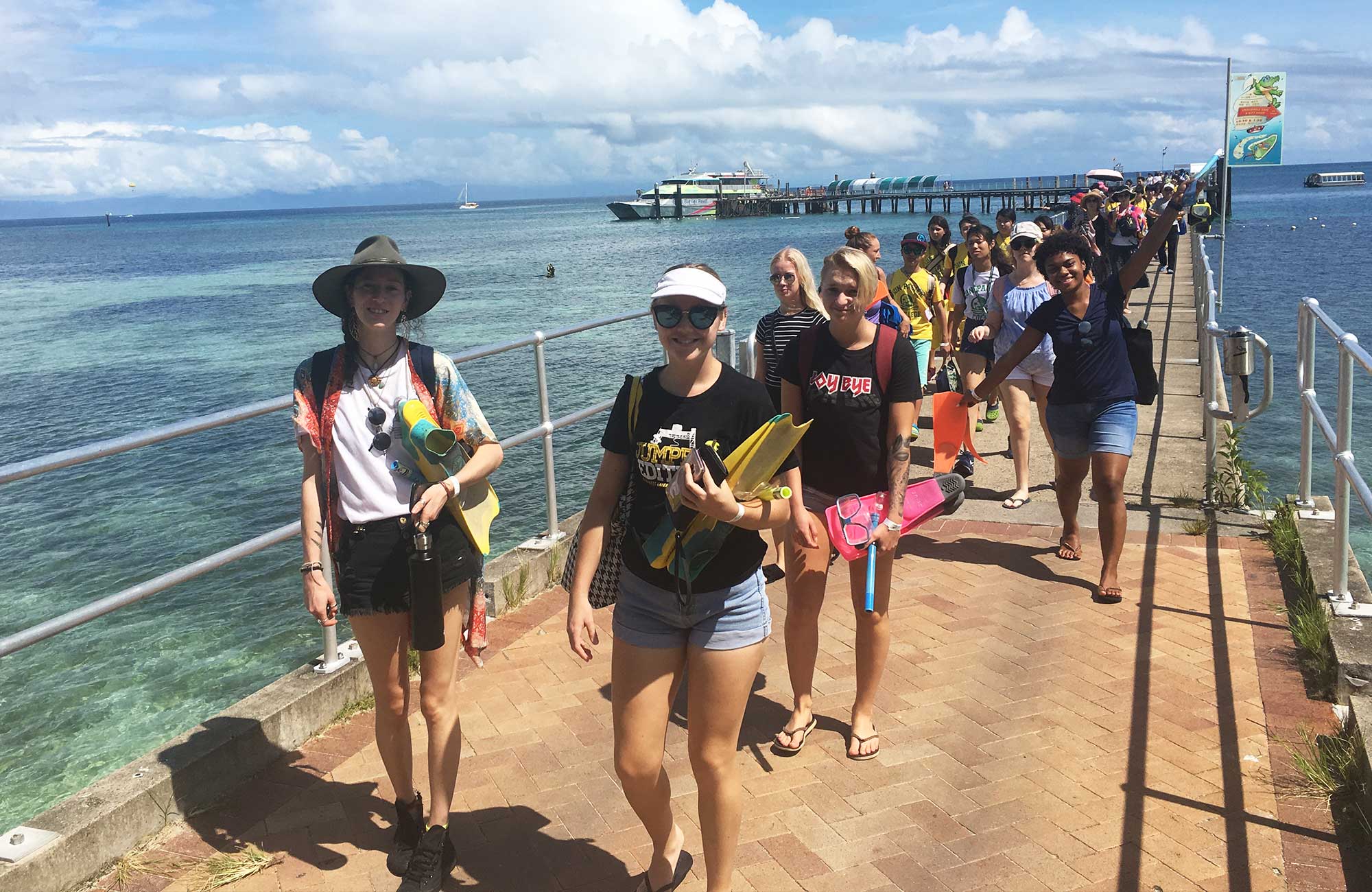 Julia studerar Travel and Tourism Management i Australien.