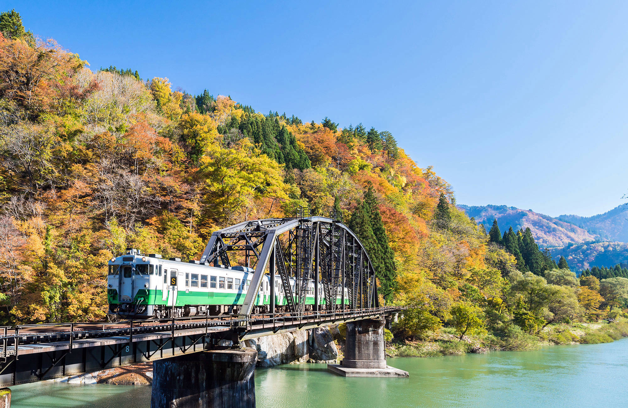 vacker natur med japan rail pass