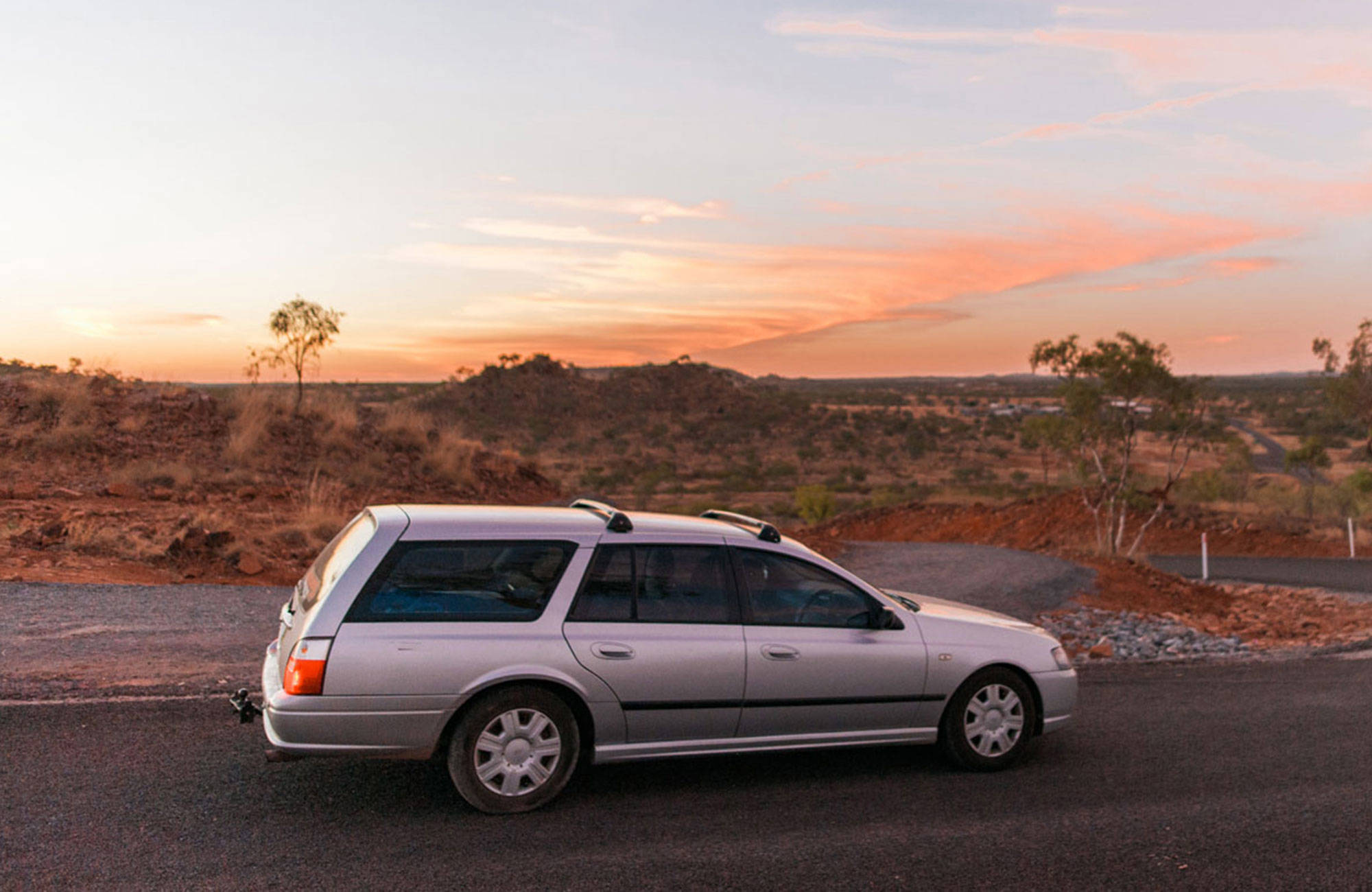 Hyr Ford Falcon Station Wagon i Australien KILROY