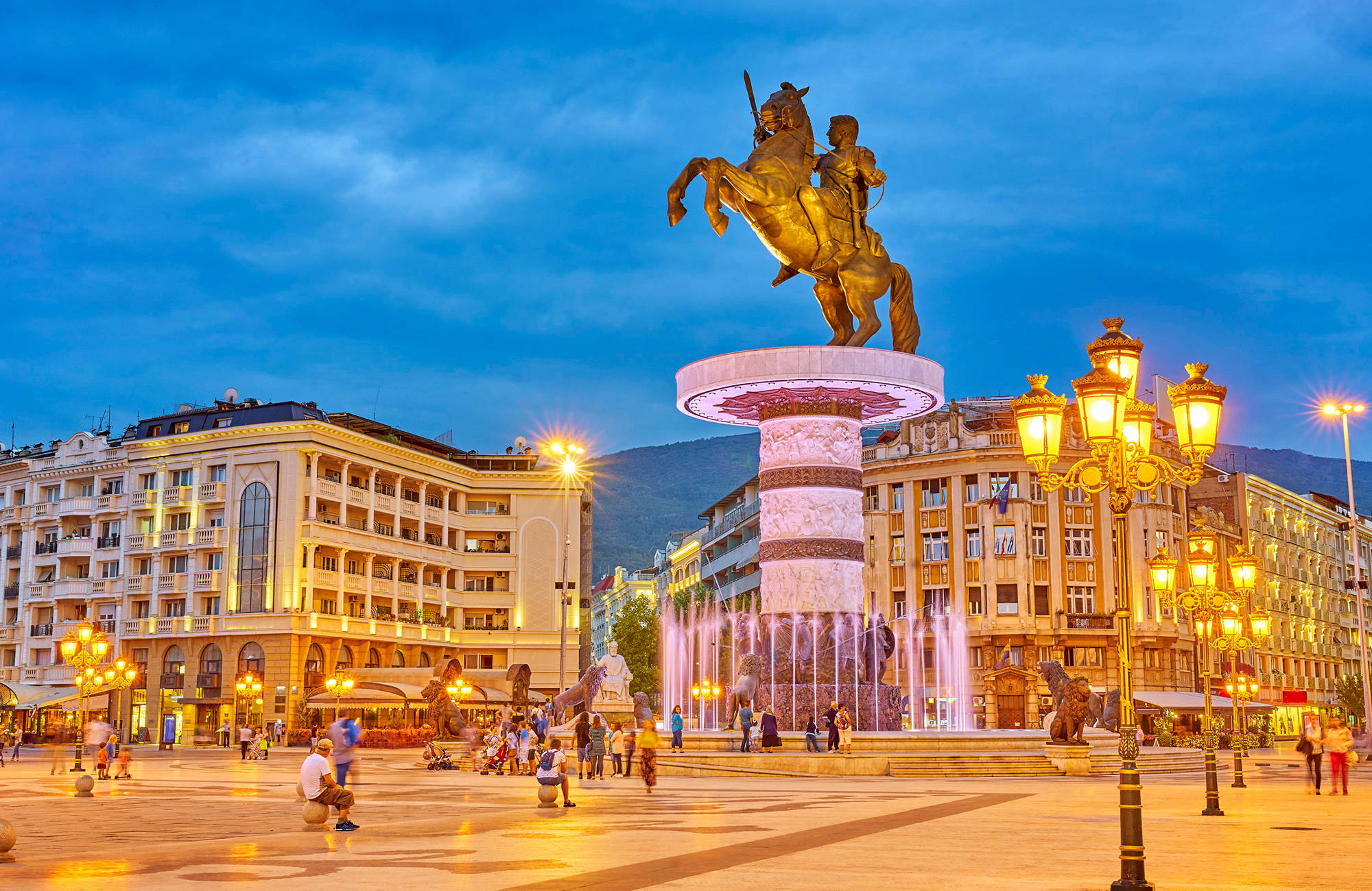 Staty med Alexander den Store i Skopje under en resa till Nordmakedonien