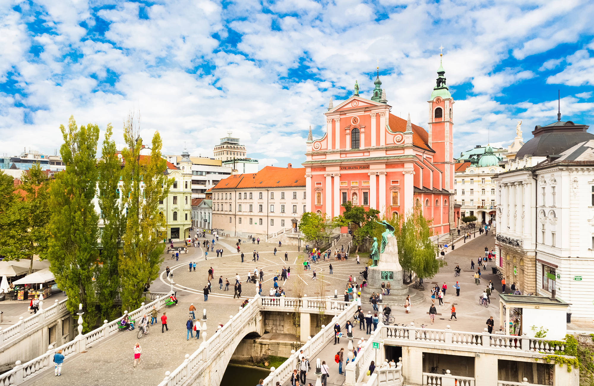 Utforska den gamla Ljubljanakatedralen