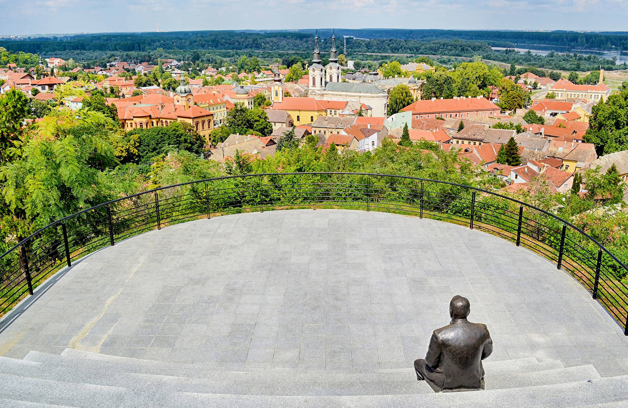 Utsikt över staden under en resa till Novi Sad