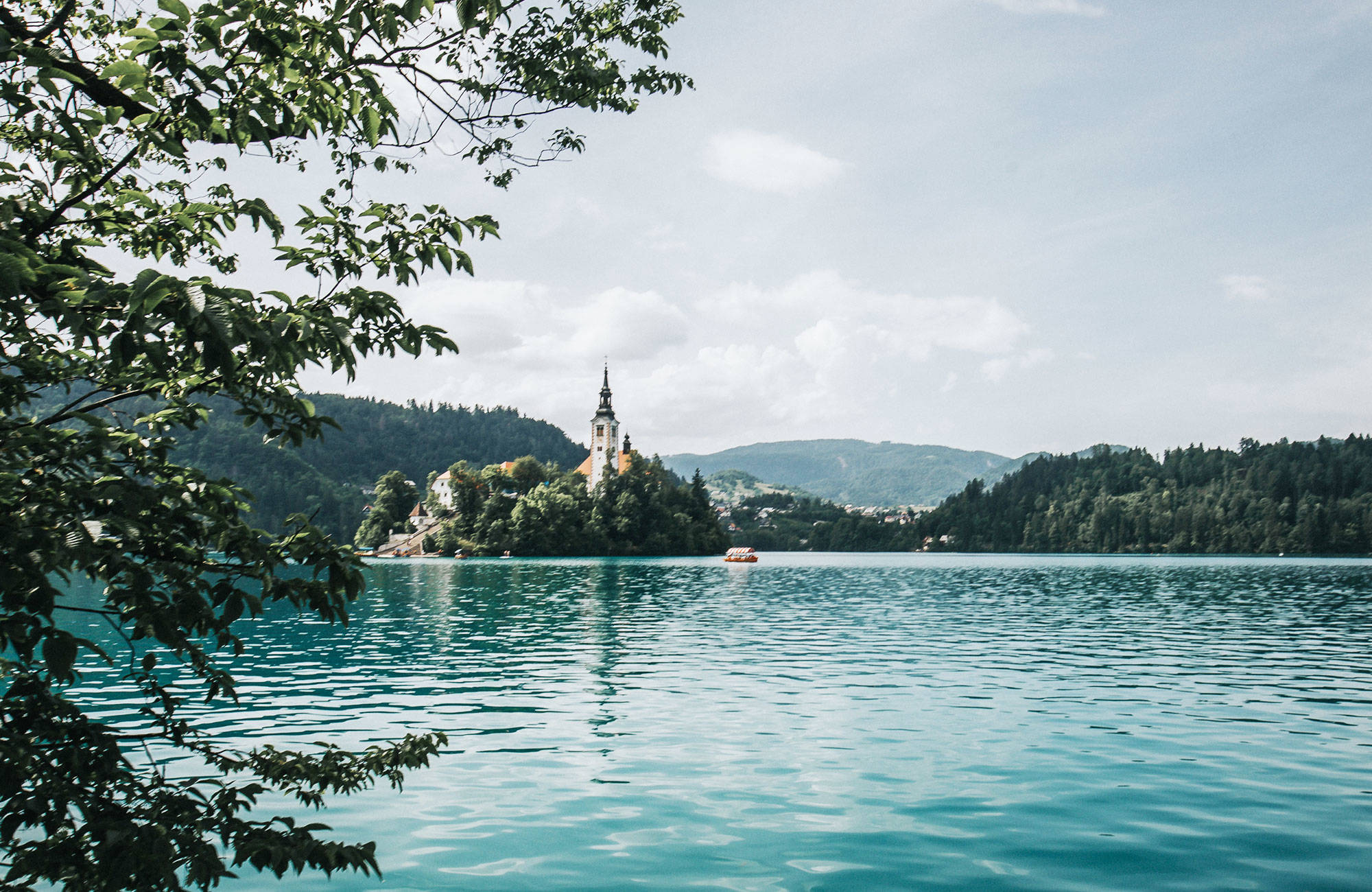 sjön bled under en resa till slovenien