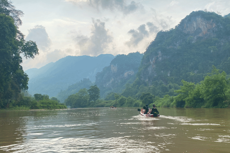 orörda ba be lake i vietnam