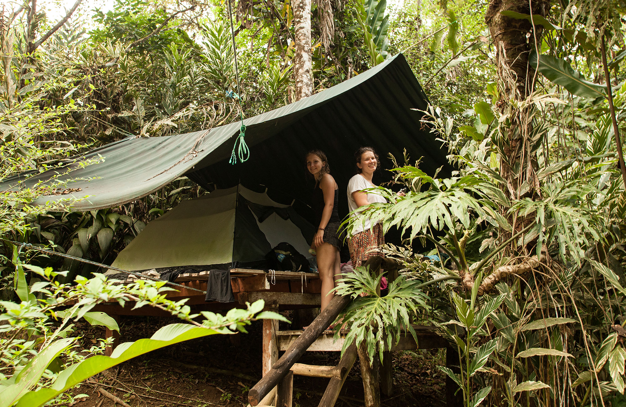 Lär dig spanska på en språkskola i Costa Rica innan du reser i Centralamerika. Det är alltid en bra idé att känna till några spanska meningar när du reser i Centralamerika, eftersom det inte är allt du träffas på din vän som kan prata engelska. Läs mer om att lära sig spanska i Costa Rica på KILROY här.
