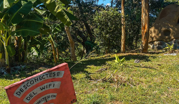Jakera Costa Rica Digital Detox Connect To Nature Camp Sign