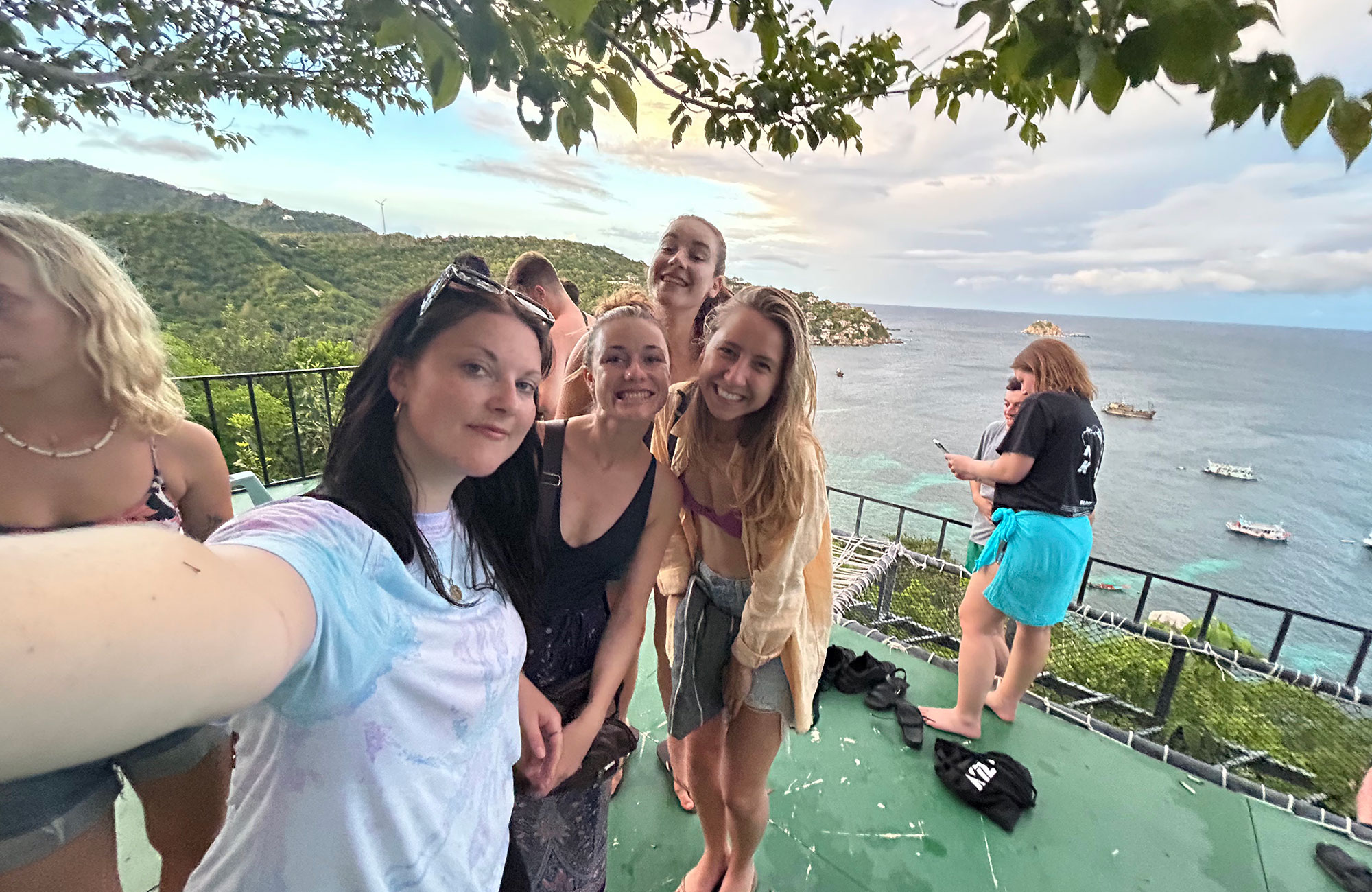 Reizigers in Phuket in Thailand