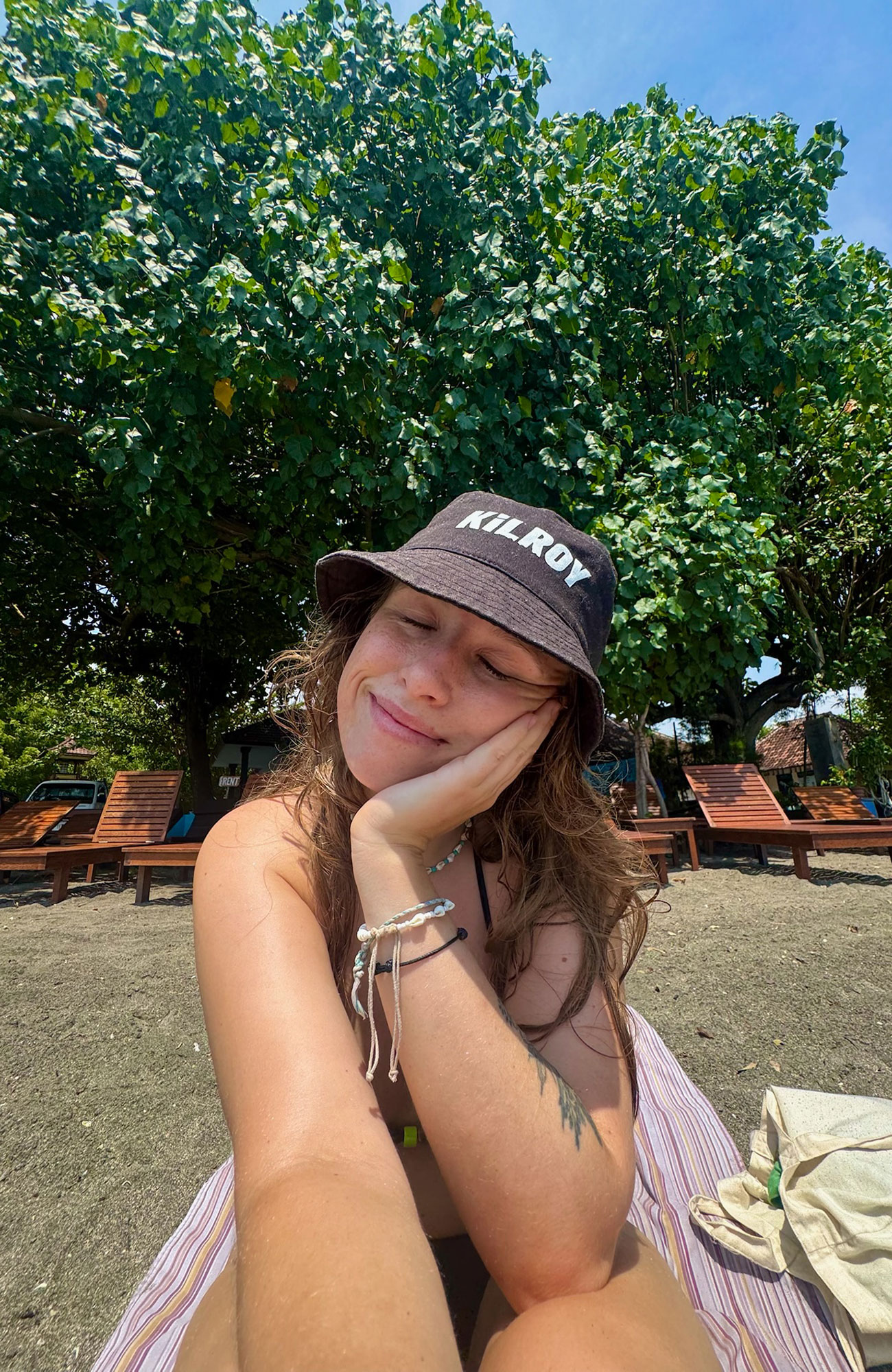 Kilroy Bucket Hat