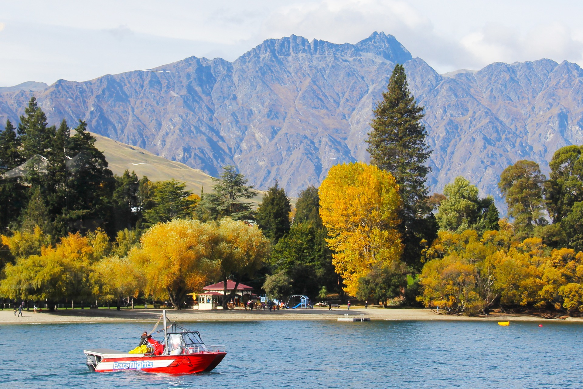 vacker natur under en resa till Queenstown 