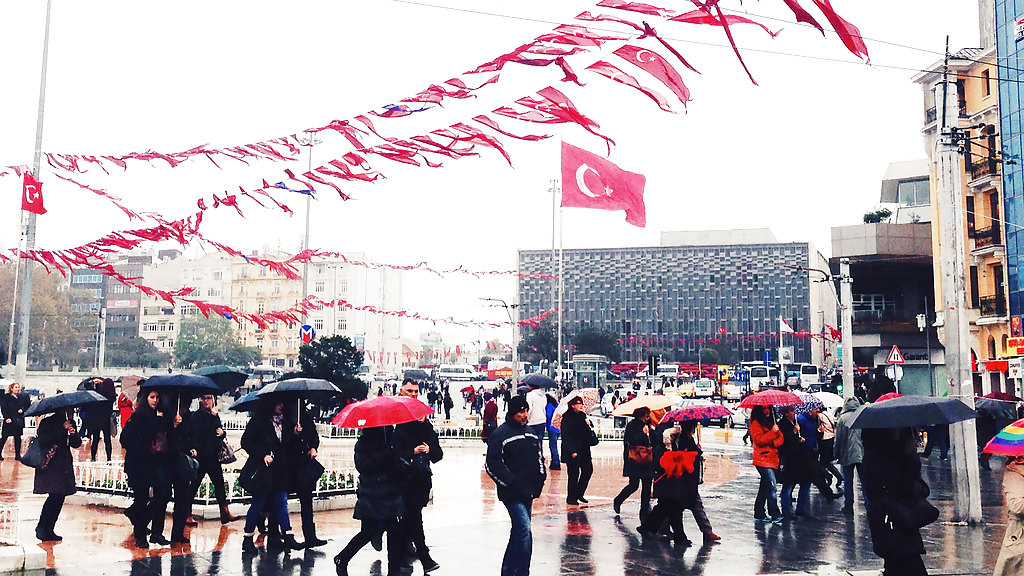 345-raffinesse-travel-istanbul-taksim-solidarity