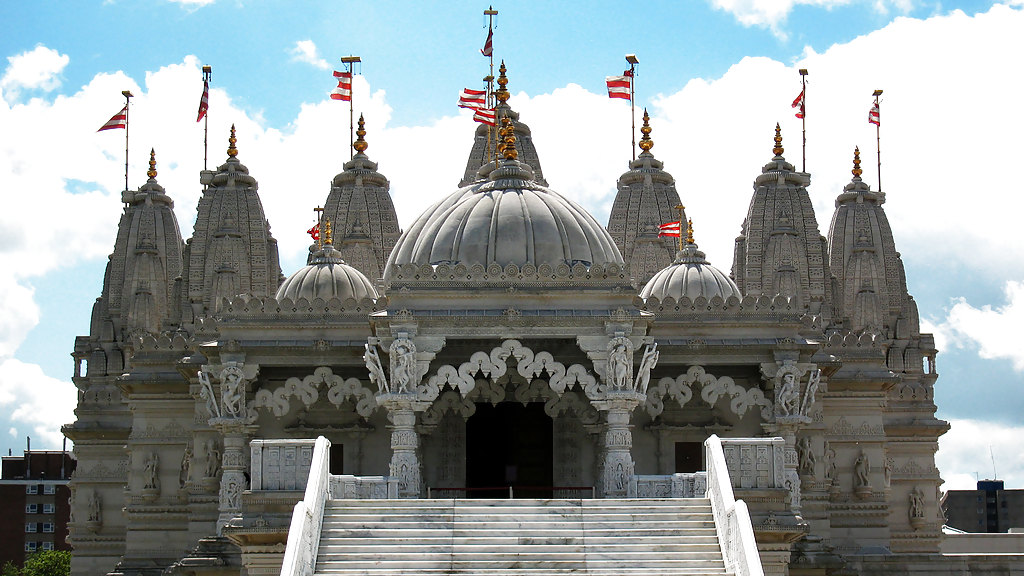 624-axis-globe-london-ethnic-london-hindu-mandir-temple