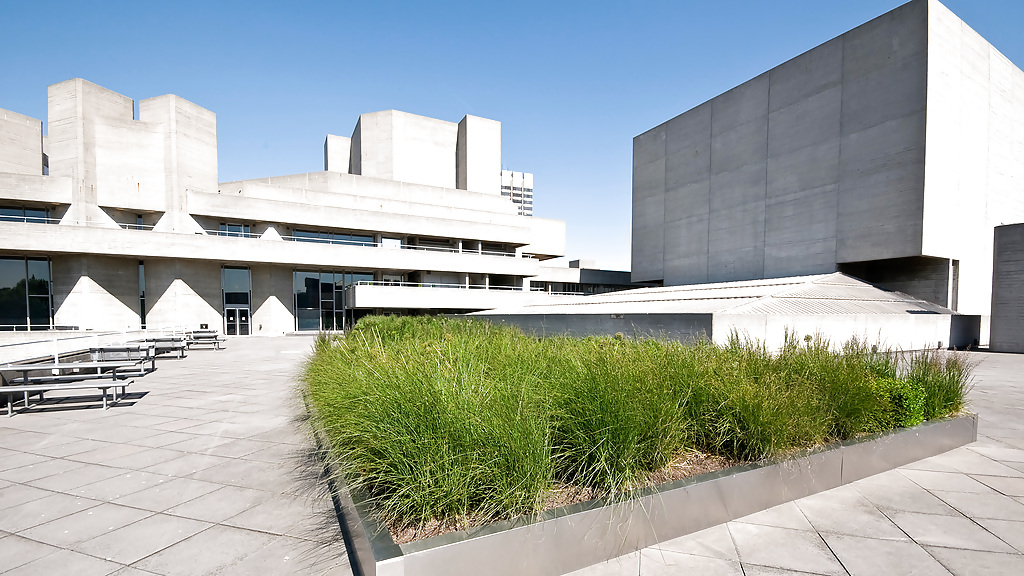 626-axis-globe-london-backstage-theater-tour