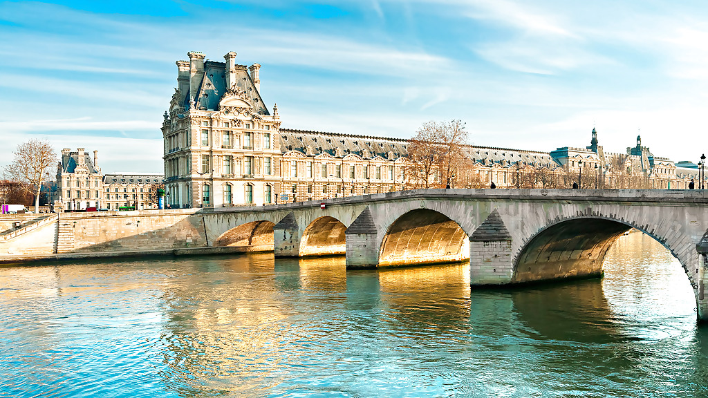 220-europe-incoming-france-paris-musee-du-louvre