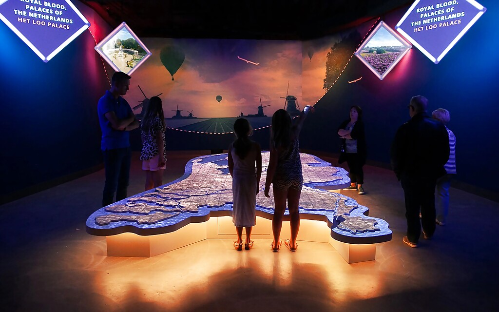 1946-this_is_holland