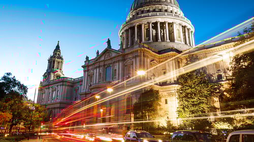 619-axis-globe-london-st-pauls-cathedral