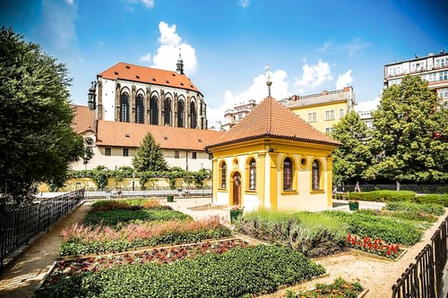 1973-green_prague_city_centre